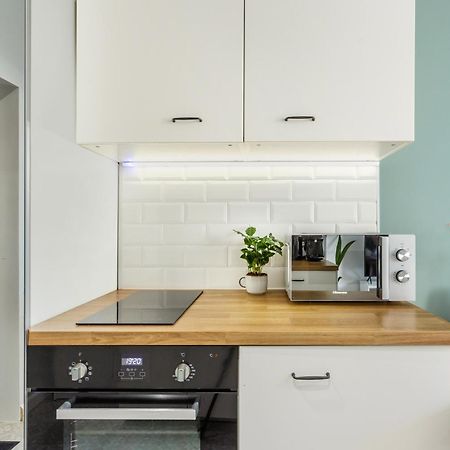 Charming Apartment In The City Center وارسو المظهر الخارجي الصورة