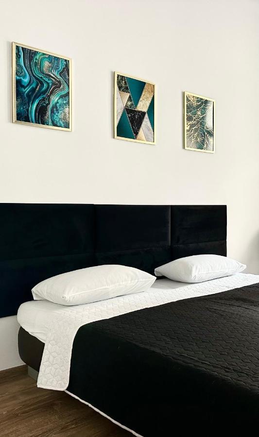 Charming Apartment In The City Center وارسو المظهر الخارجي الصورة