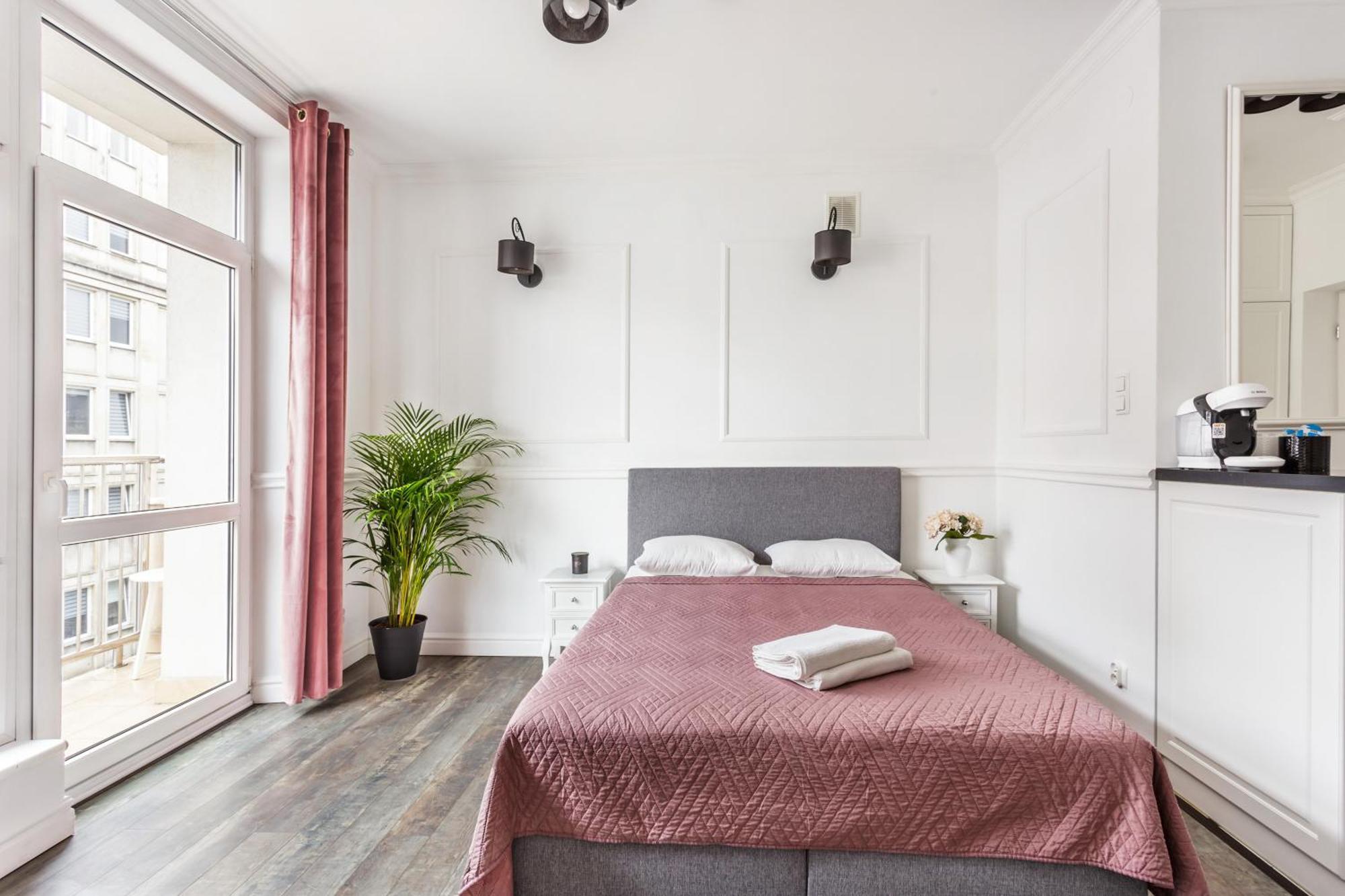Charming Apartment In The City Center وارسو المظهر الخارجي الصورة