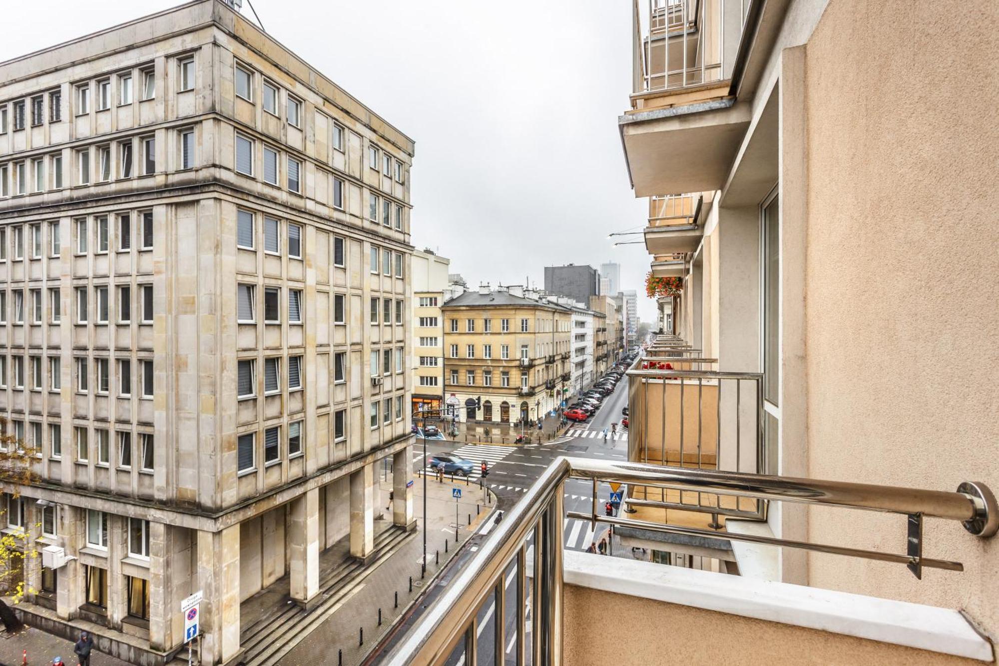 Charming Apartment In The City Center وارسو المظهر الخارجي الصورة