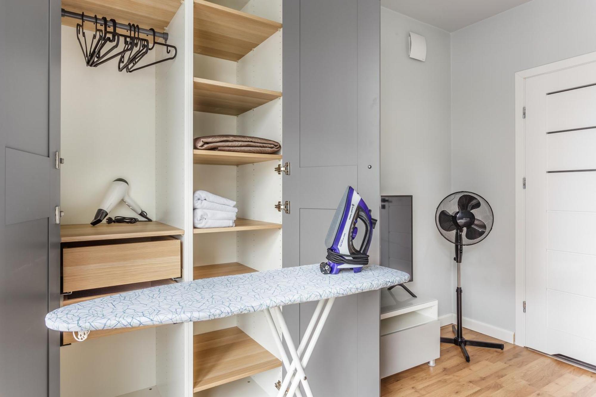 Charming Apartment In The City Center وارسو المظهر الخارجي الصورة